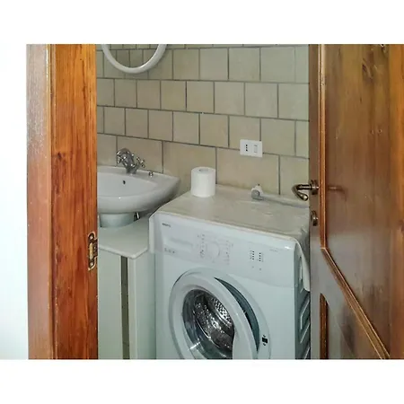 1 Bedroom Cozy In