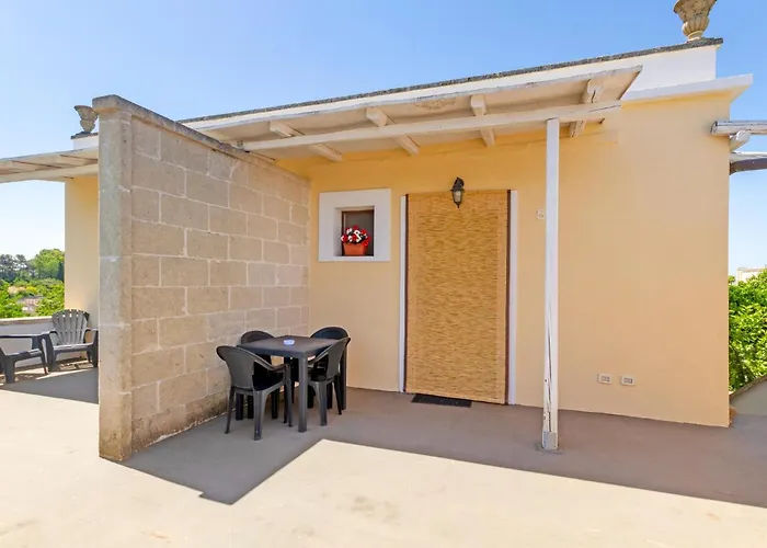 Casal Del Borgo 5 * Ostuni
